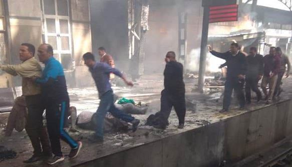عاجل: حريق هائل داخل محطة مصر بالقاهرة وسقوط عشرات الضحايا