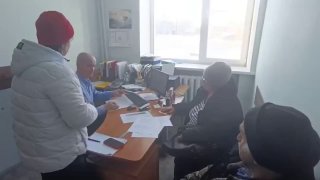 تتواصل مصادرة الماشية من السكان المحليين في منطقة نوفوسيبيرسك بحسب…