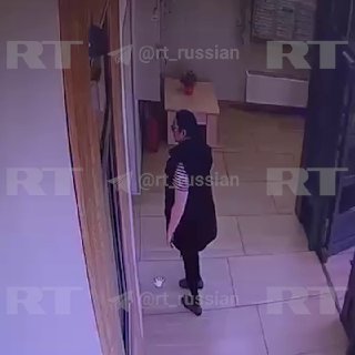 تعري من منطقة موسكو قام بتقطيع أوصال صديقته ووضعها في حقائب…