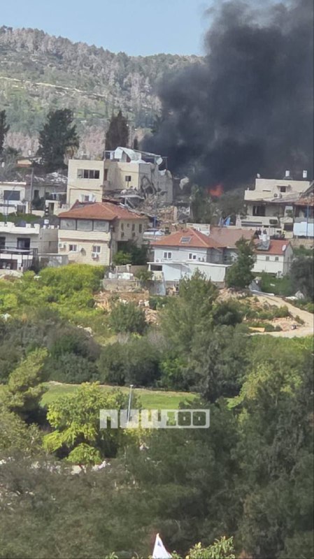 أطلقت إيران صواريخ على مدينة بيت شيمش في إسرائيل، وأفادت وسائل إعلام عن مقتل 3 أشخاص وإصابة 2…