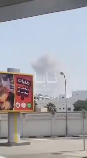 إيران تهاجم قواعد الأسطول الأمريكي في البحرين وتسحب السفن الأمريكية…