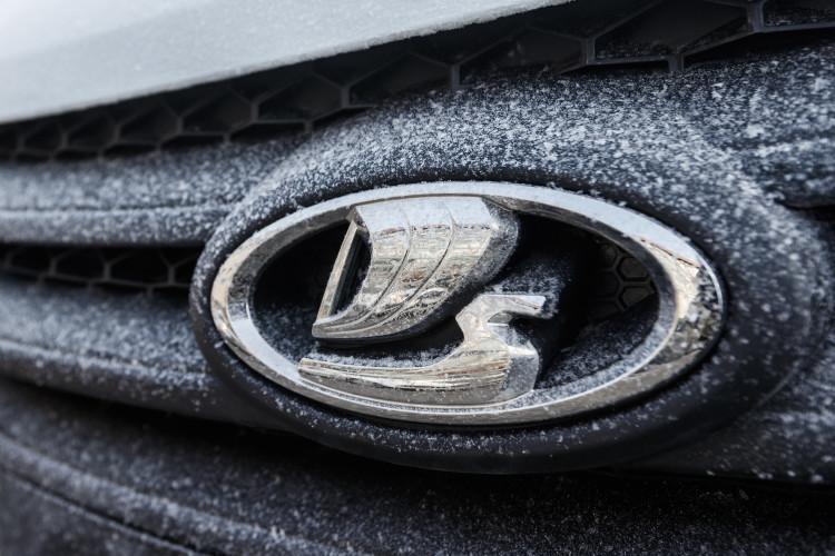 أبلغت AvtoVAZ عن أصعب موقف منذ 20 عامًا. وبحسب مدير المبيعات…