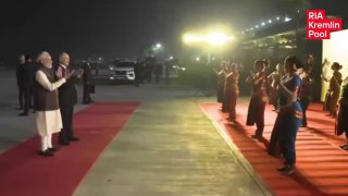 ووصل بوتين إلى الهند في زيارة تستغرق يومين. هبطت طائرة الرئيس الروسي في…