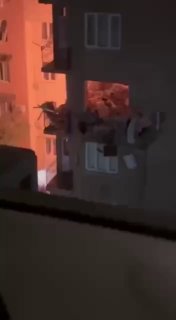وقع انفجار قوي في مبنى سكني شاهق في سوتشي. انفجار في منزل في الشارع..