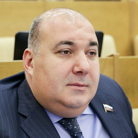 تم طرد النائب من مجلس الدوما: عاش المختار من الشعب بهدوء في دولة الإمارات العربية المتحدة و…