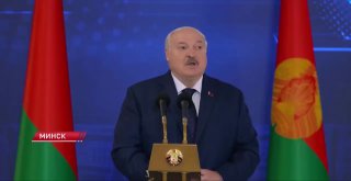 ودعا لوكاشينكو المواطنين إلى “عدم إعداد أنفسهم” للحصول على راتب أعلى. سوف تفعلها… ودعا لوكاشينكو المواطنين إلى “عدم إعداد أنفسهم” للحصول على راتب أعلى. سوف تفعلها…