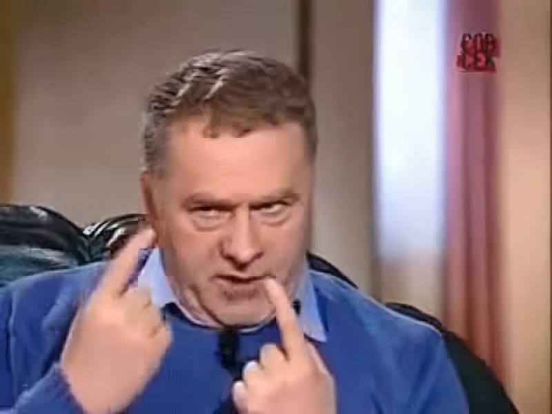 تغريم روسي 90 ألف روبل لأنه اقترح على ترامب أن يأخذ أورالزيتي من…