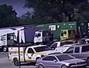 تحطمت طائرة في الولايات المتحدة الأمريكية. مقتل شخصين في حادث تحطم طائرة في تكساس..