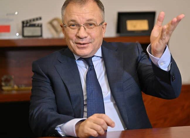 في موسكو، تم اعتقال رئيس وكالة تأمين الودائع، أندريه ميلنيكوف، للاشتباه في…