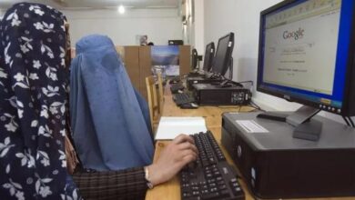 قطع الإنترنت في أفغانستان “منعاً للفجور” زعيم “تي…