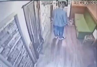 تقوم عصابة من تلاميذ المدارس بالأسلحة بانتظام بسرقة المطاعم والمقاهي في فلاديفوستوك. سعرهم…