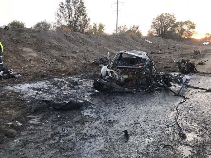 توفي مراهق وشخصين بالغين في حادث مروع في تولياتي. لقد ذهبت السيارة…