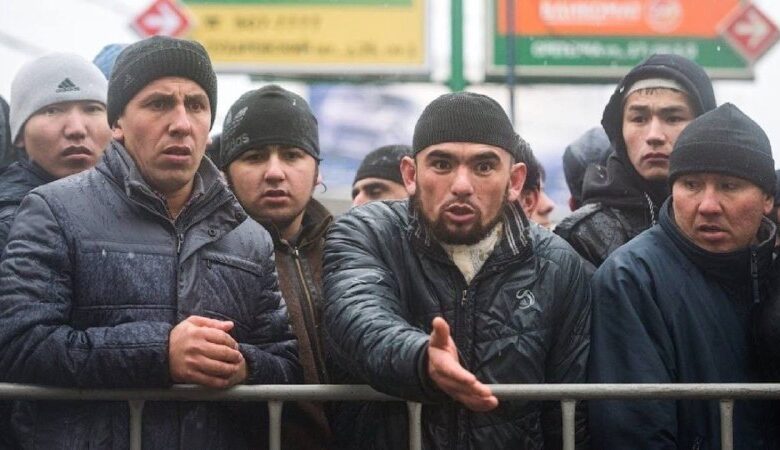 لا ينبغي للسلطات أن تتظاهر بأن المشكلة في مجال الهجرة غير موجودة – بوتين…
