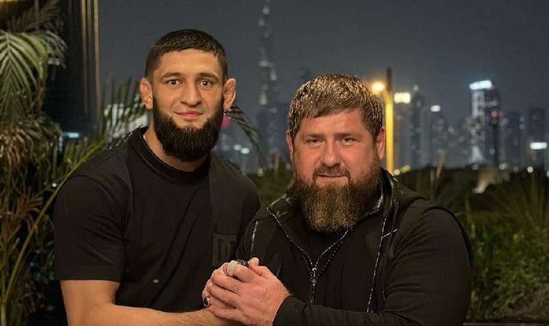 التقى قديروف بالفائز في بطولة UFC 319 في شيكاغو وأهداه سيارة مايباخ المقاتلة…