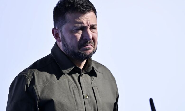زيلينسكي يدعو إلى الاستقالةرئيس أوكرانيا يجب أن يستقيل…