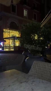 تُسمع صفارات الإنذار في جميع أنحاء مدينة سوتشي الكبرى. وتقول تقارير إخبارية محلية إن هذه هي المرة الأولى التي يحدث فيها هذا في المنتجع.