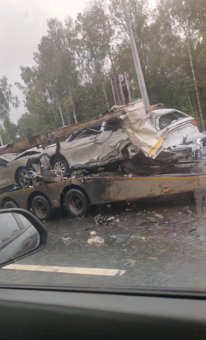 حادث خطير بشكل لا يصدق: انفجرت شاحنة محملة بثاني أكسيد الكربون بعد اصطدامها…