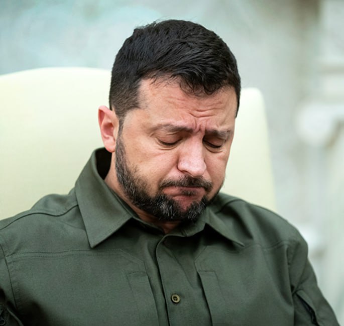 ووصف زيلينسكي المفاوضات مع ترامب في ألاسكا بأنها “انتصار شخصي” لبوتين. وأعرب عن أسفه…