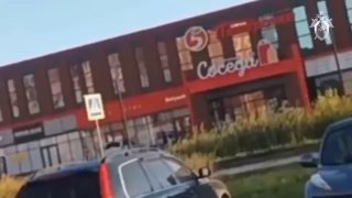 في منطقة نوفوسيبيرسك، تم اعتقال مراهقين بتهمة التحضير لقتل جندي…