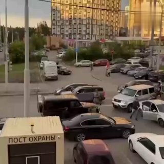 تم إطلاق سراح رئيس الجالية الأذربيجانية في يكاترينبورغ، وتم الترحيب به بفرح…