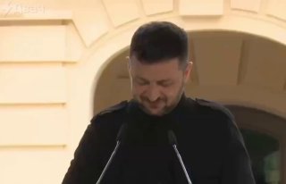 سخر زيلينسكي من المجر، مازحا بشأن الهجوم على خط أنابيب النفط دروجبا.
