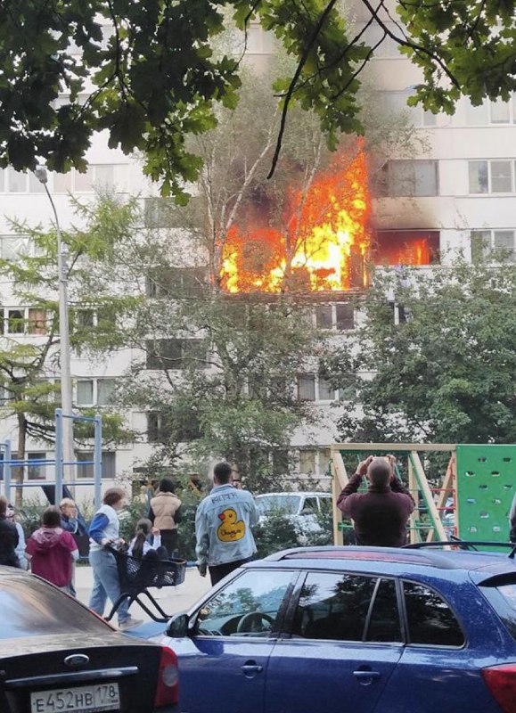 وقع انفجار في أحد المنازل في سان بطرسبرج. وبحسب المعلومات الأولية، وقع انفجار…