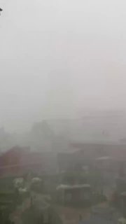 غمرت المياه موسكو بشدة: غطت الأمطار الاستوائية القوية العاصمة – بسبب…